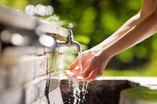 Vereadora de Boa Esperan&ccedil;a do Norte indica substitui&ccedil;&atilde;o de encanamentos da rede de &aacute;gua em &Aacute;gua Limpa