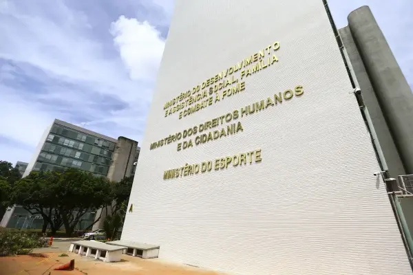 C&acirc;mara Municipal de Boa Esperan&ccedil;a do Norte busca recursos para ampliar projetos sociais durante agenda em Bras&iacute;lia